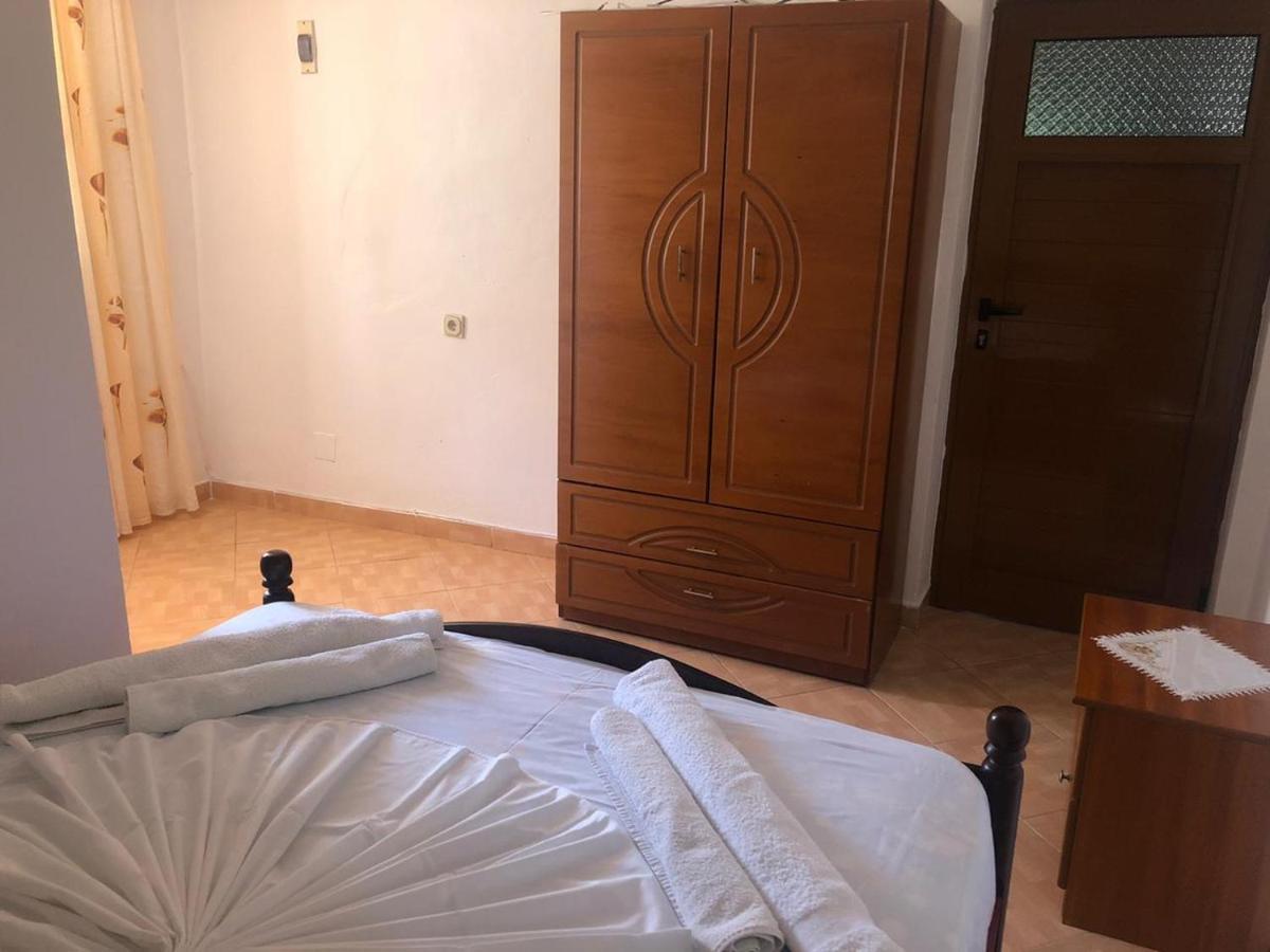 Vila Ronaldo Apartment Ksamil Ngoại thất bức ảnh