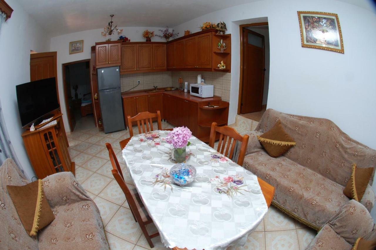 Vila Ronaldo Apartment Ksamil Ngoại thất bức ảnh