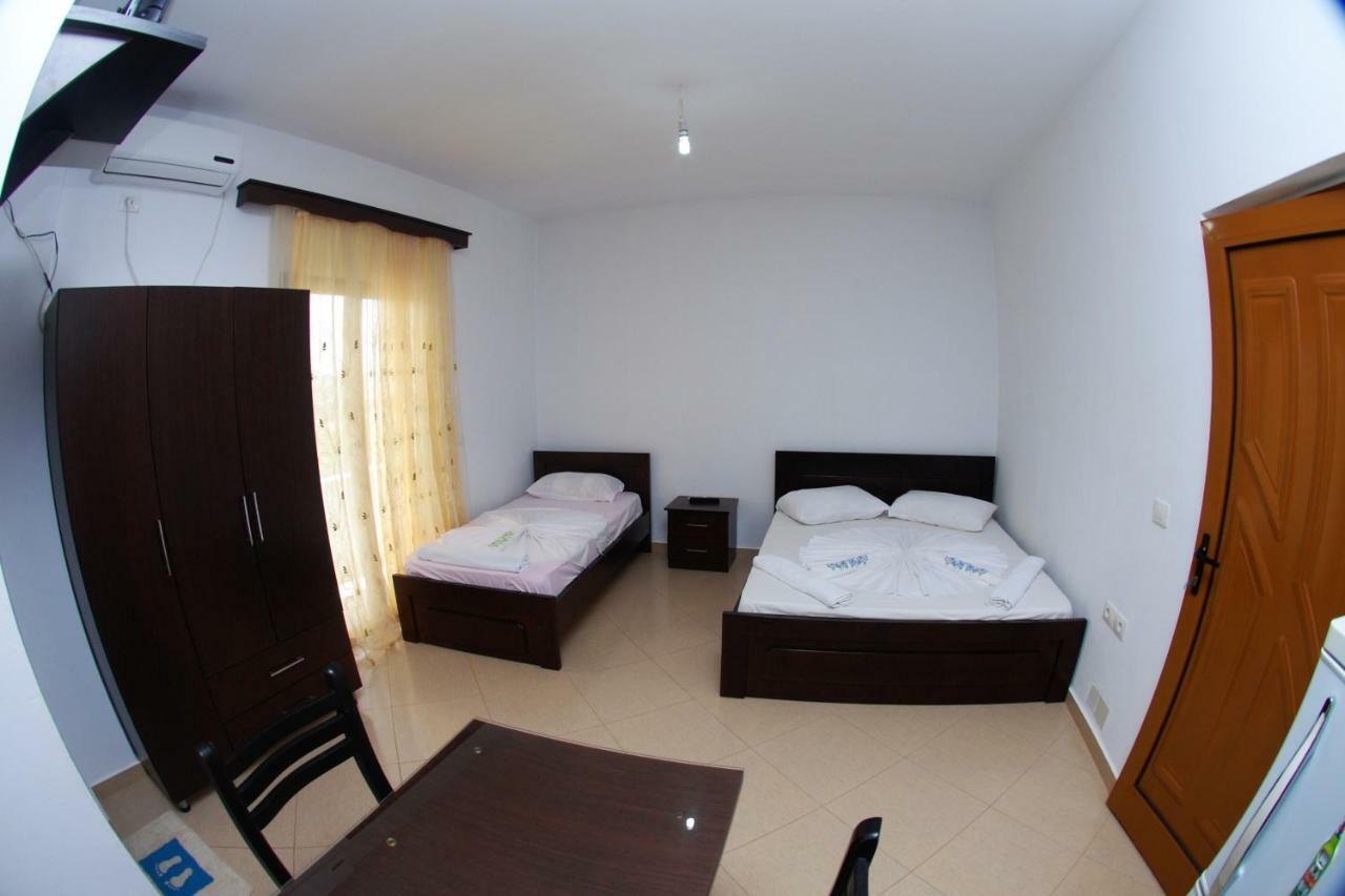 Vila Ronaldo Apartment Ksamil Ngoại thất bức ảnh