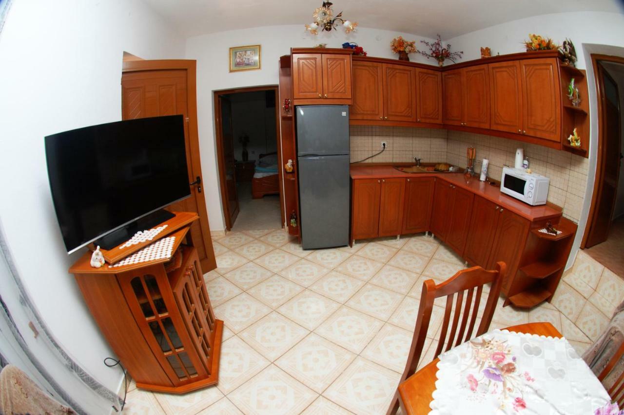 Vila Ronaldo Apartment Ksamil Ngoại thất bức ảnh